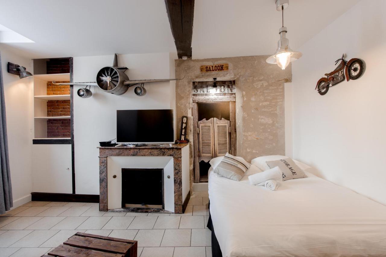 Au Bourg Neuf Apartment Orleans Bagian luar foto
