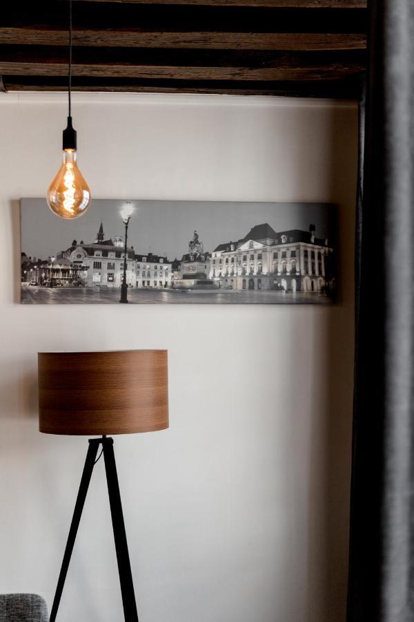 Au Bourg Neuf Apartment Orleans Bagian luar foto