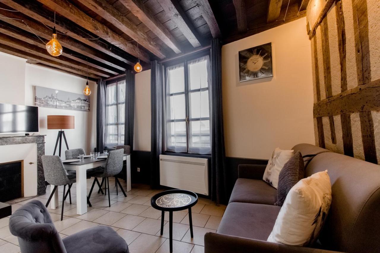 Au Bourg Neuf Apartment Orleans Bagian luar foto